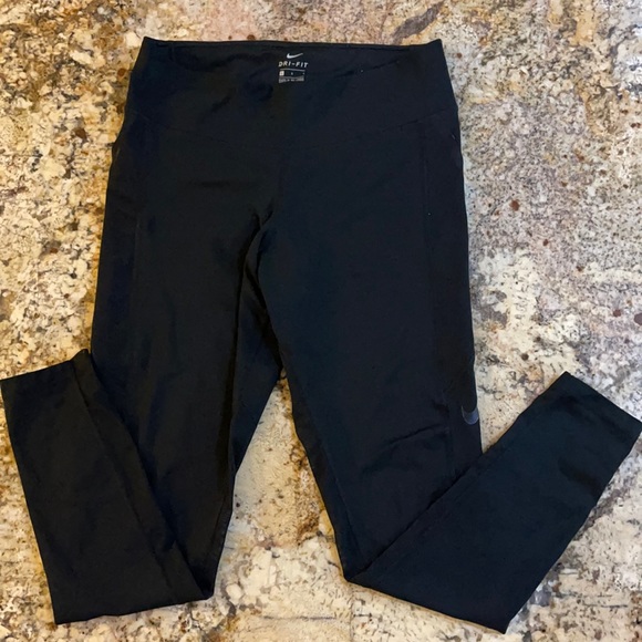 Nike Dri-Fit Sportswear leggings